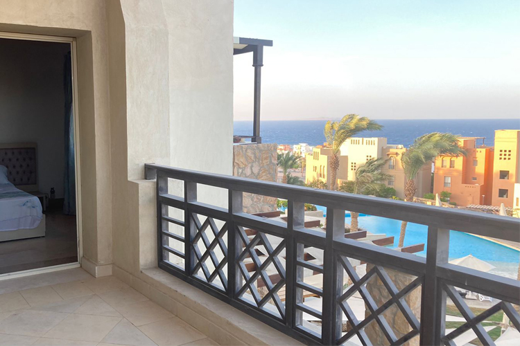 3 BR Apartment with Panoramic sea view - 19
